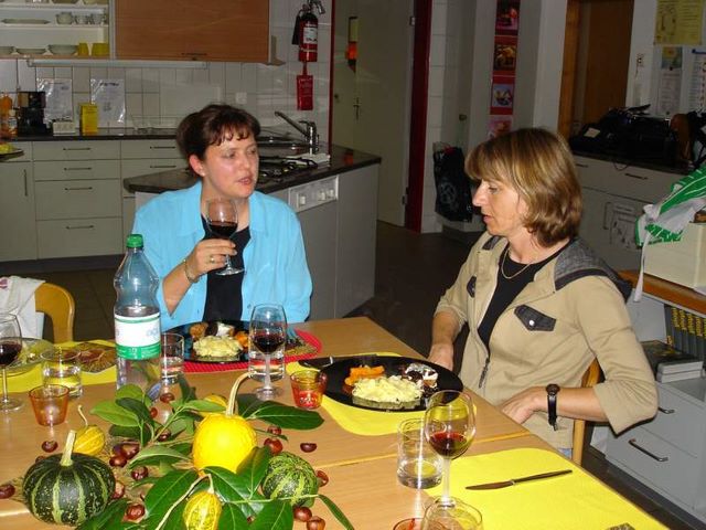 2005_nov_esther_nathalie